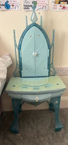 Singing Frozen Vanity Table
