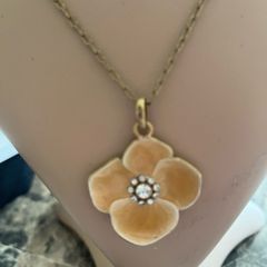 A&C necklace