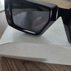 Gucci PRADA  Tom Ford  Dior Carrera RayBan