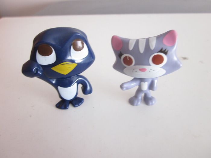 2019 Cadbury Freddo Treasures Padi/Jo the Cat Figures