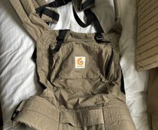 ergobaby baby carrier