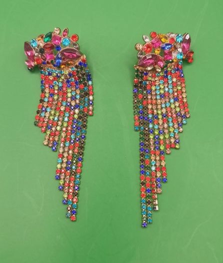 Stunning jewelled costume earrings, D18 post 3e