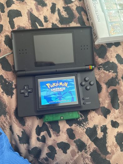 Nintendo DS lite