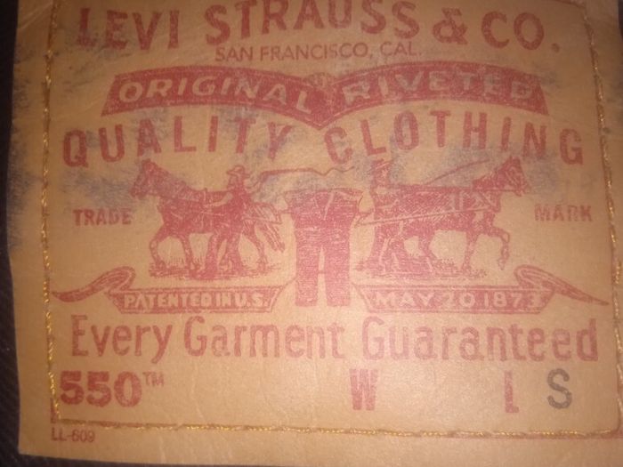 womens levi jeans