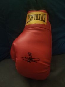Will Smith Ali signed boxing glove