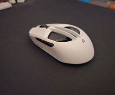 ARYE RCC-1 Wireless Gaming Mouse