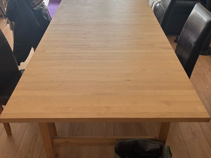 dining table (without chairs)