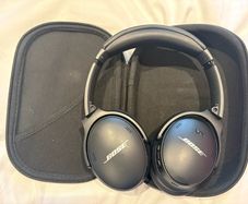 BOSE Quietcomfort 45 Headphones