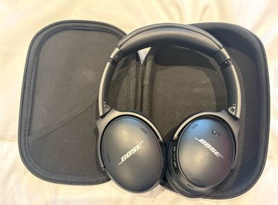 BOSE Quietcomfort 45 Headphones