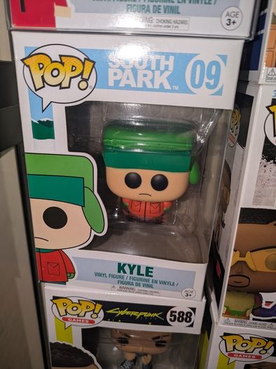 Large Funko Pop Collection, Marvel, Pokemon, Anime, Star Wars, More