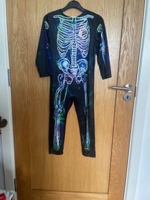 Glow in the dark skeleton costume age 5-6