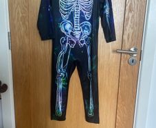 Glow in the dark skeleton costume age 5-6