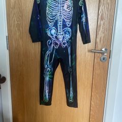 Glow in the dark skeleton costume age 5-6