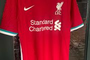 Liverpool 20/21 Nike Vapour Kit size XL.