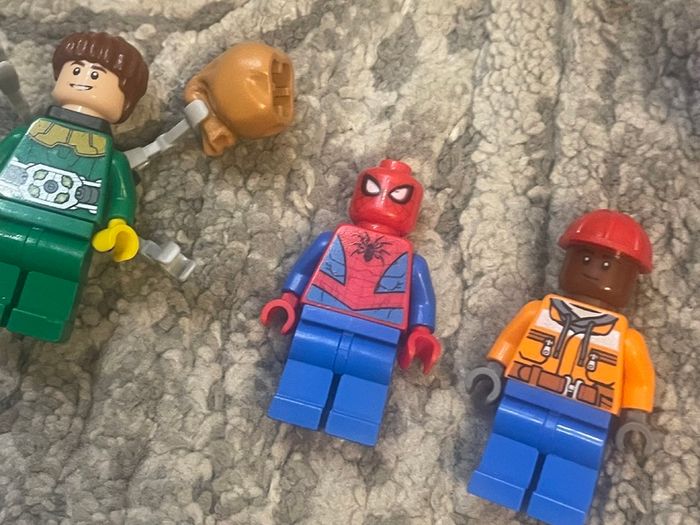 Spider-Man Lego set 76134