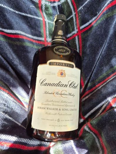 Vintage Bottle, 6-year-old Canadian Club Blended Canadian Whiskey