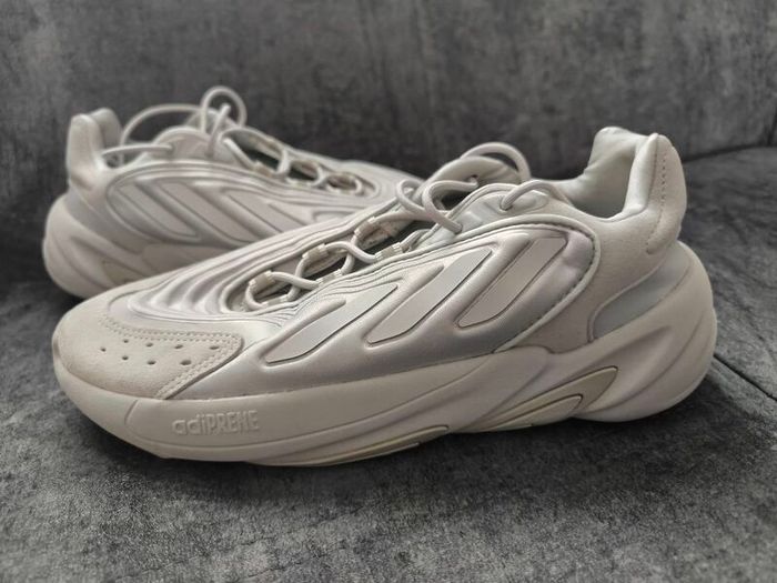 adidas Ozelia Womens Trainers