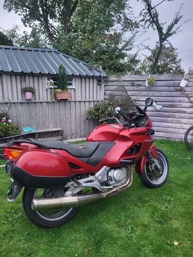 2001 Honda Deauville NT650