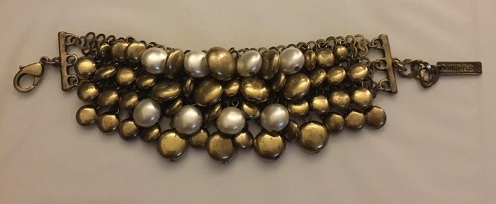 Knight and Day bracelet in very good condition FREE STANDARD POSTAGE INCLUDED
