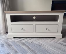 Tv unit