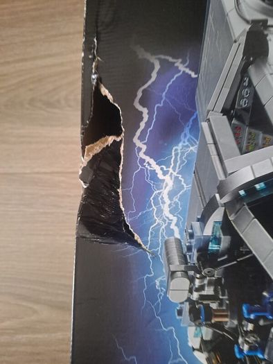 LEGO Icons 10300 Back to the Future Time Machine DeLorean