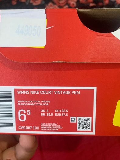 women's Nike court vintage prm
