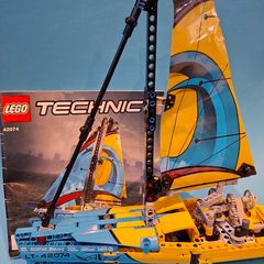 LEGO 42074 Racing Yacht