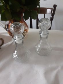 Olive oil and vinegar dispenser bottles condiments