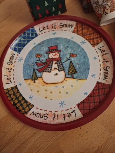 Assorted Mugs and 2 Large Plastic Plates