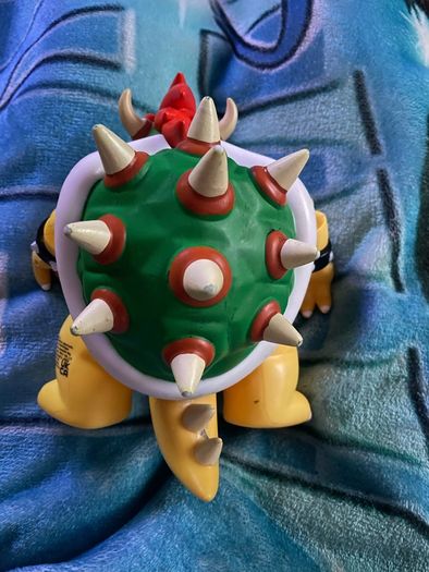 Bowser - Super Mario Collectible Figure 7"