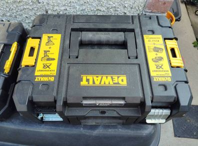 dewalt tool boxes