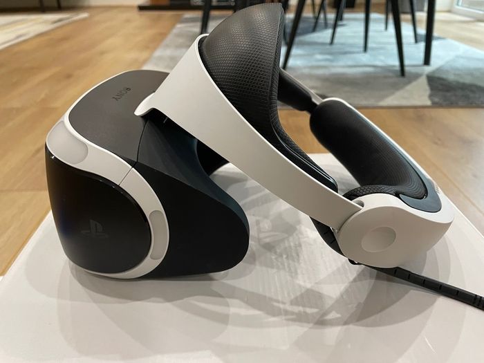 PlayStation VR 1 and Accessories