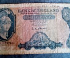 Bank of England Five pound note. L.K. O'Brien. (Price reduction).