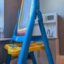 Crayola Easel Qwikflip Chalkboard and Magnetic Whiteboard Image 3