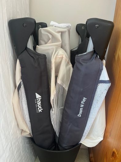 Hauck Dream and Play travel cot