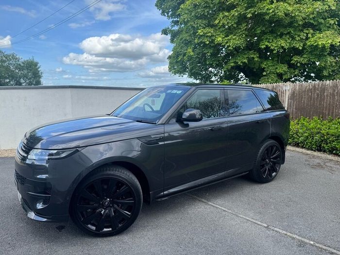 232 Land Rover Range Rover Sport D300