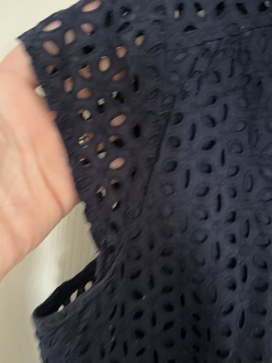 Navy embroidery anglaise Top