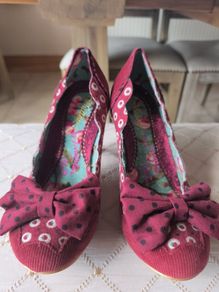 Irregular choice funky velvet bow shoes 4 4.5 wine kitten heel