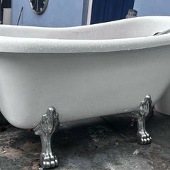 Ex Showroom Niki Bathrooms Free Standing Bath with Silver Claw Feet