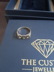Dad Ring 9ct Gold Like new