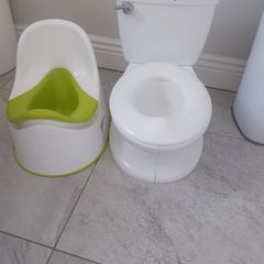 Toddler potties