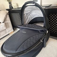 Egg 2 travel system