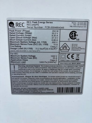 Set of 4x REC 250W Solar Panels (1kW Total Array)