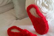 Red slippers - Size 4