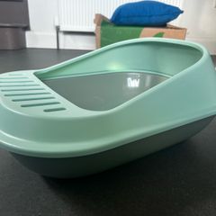 Litter tray