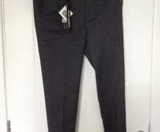 New Grey trousers waist. 32 in inside leg 33 in EUR size 42