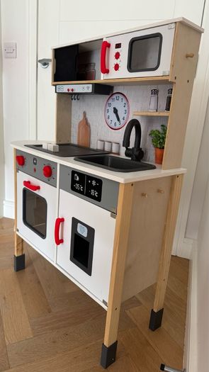 Toy Kitchen
