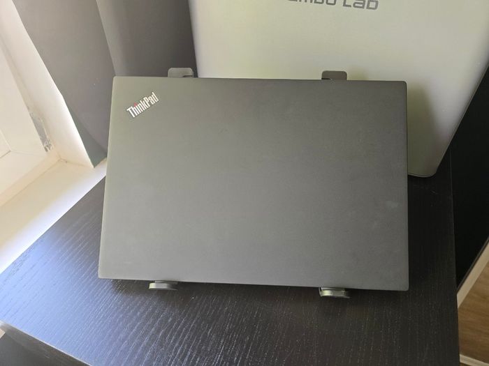 Lenovo Thinkpad T14 Gen 2 I7-1185G7 | 48GB | MX450 | 512GB | 4k