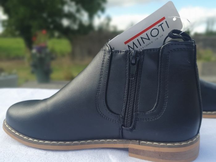 New Tags Fab Black Chelsea Zip Ankle Boots Girl/Boy