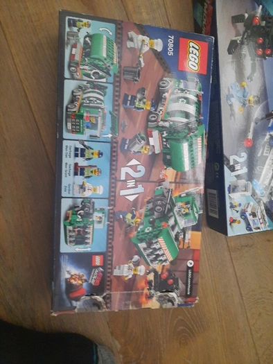 lego movie 70805 and 70811